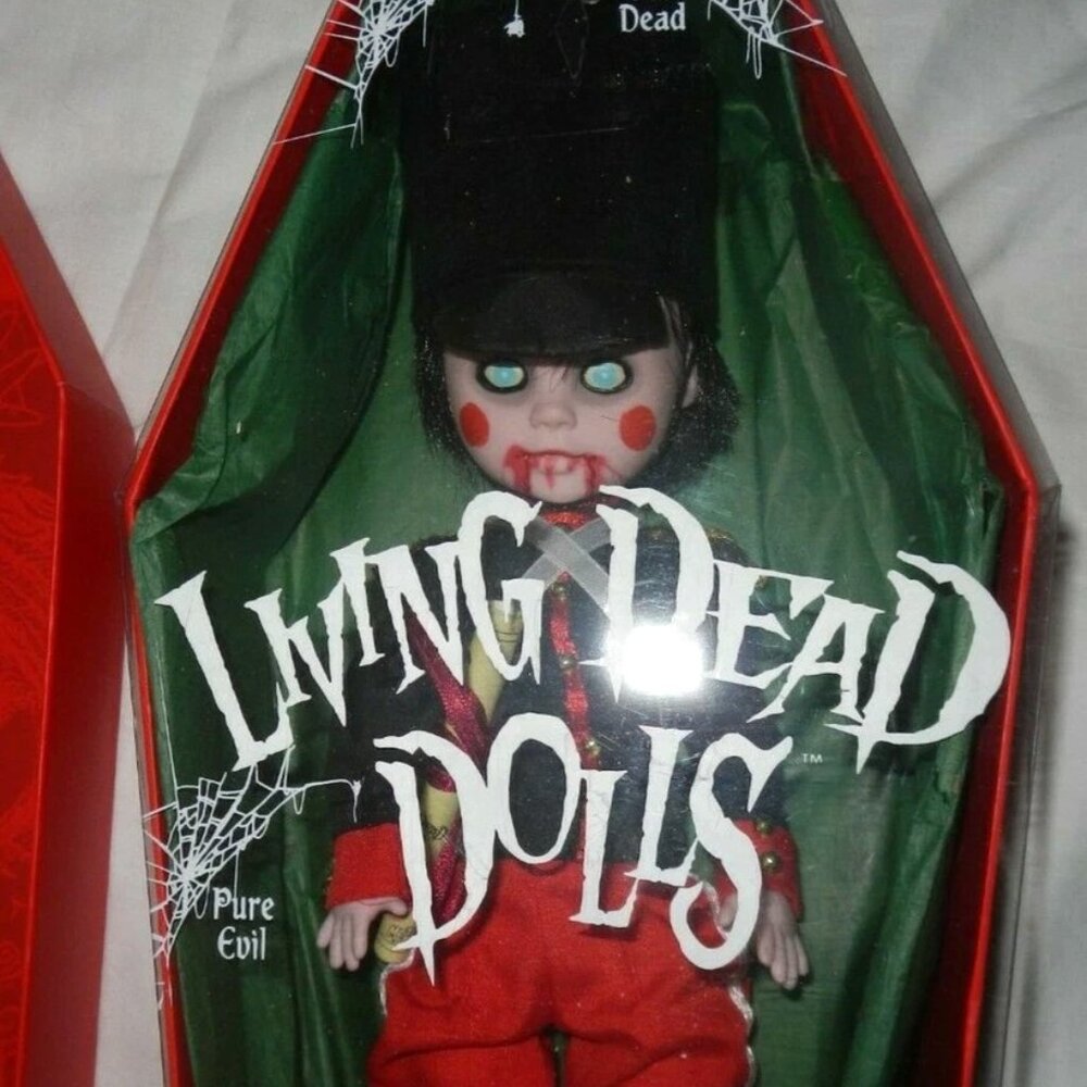 Halloween Toy Living Dead Dolls Toy Soldier Mezco Toys 10" Pure Evil - Picture 3 of 5